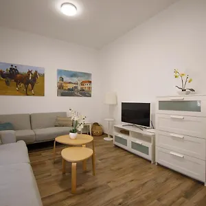Rentalsevilla Luminoso Apartamento Por Casa Pilatos , Siviglia Spagna