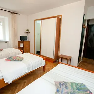 Apartment Victoria Spire Center Of The Old Town, Zadar
