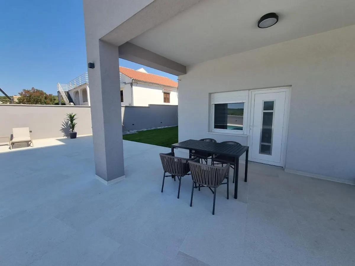 Villa Madison Posedarje 0*,