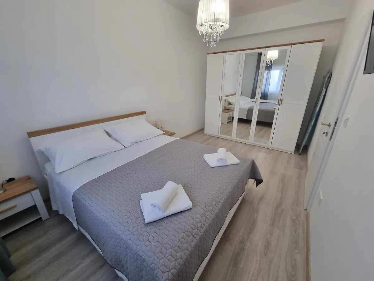 Villa Madison Posedarje Apartment