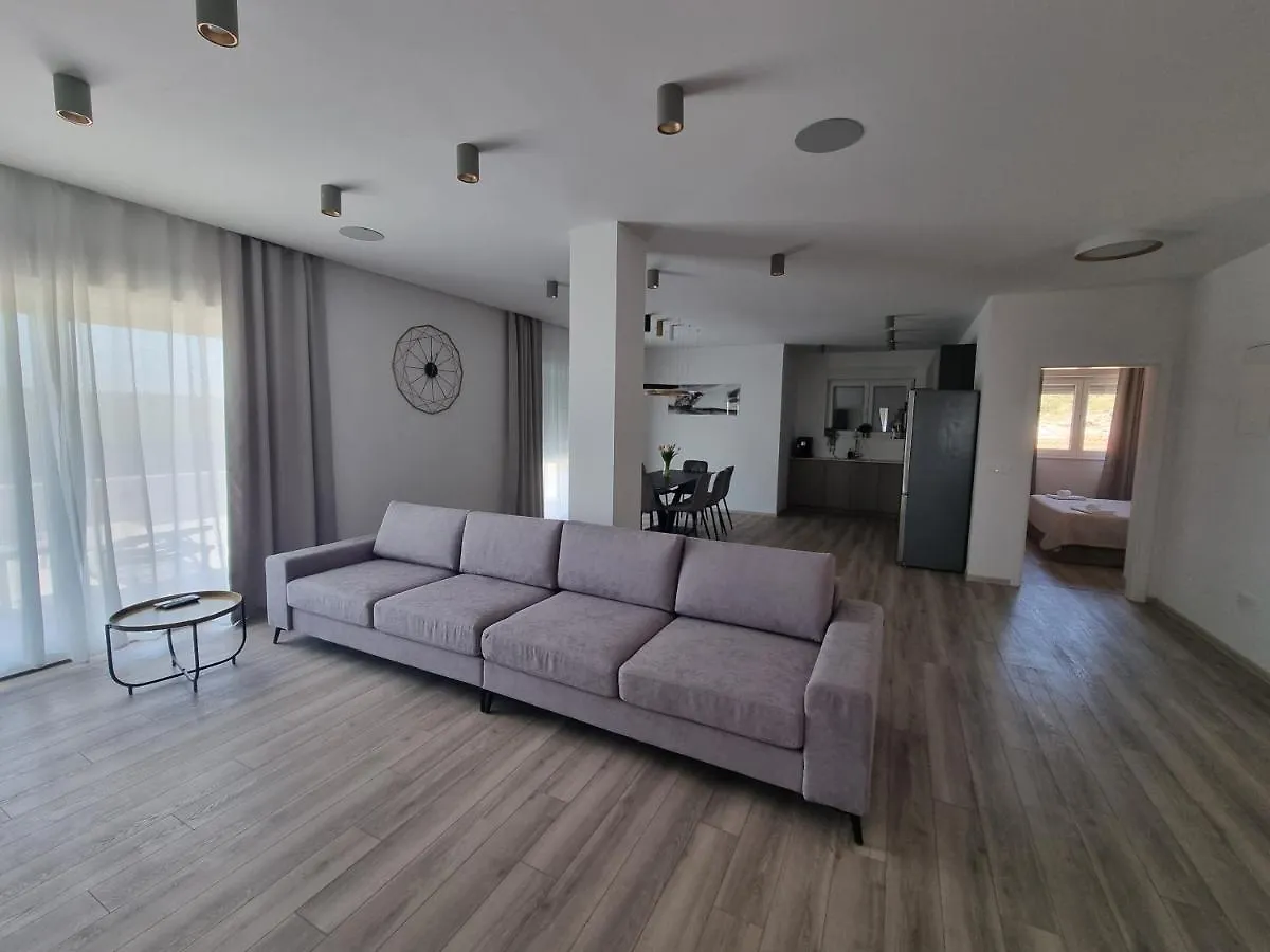 Villa Madison Posedarje 0*,